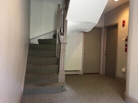 59 S Huntington Ave in Boston, MA - Building Photo