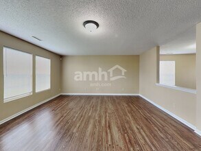 6904 Eagle Crossing Blvd in Brownsburg, IN - Building Photo - Building Photo