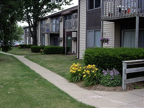 Brookside Terrace Apartments in Otsego, MI - Building Photo