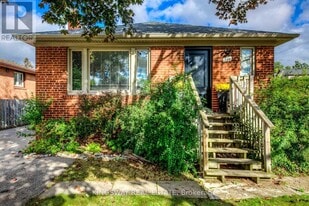 408 Lanor Ave in Toronto, ON - Building Photo