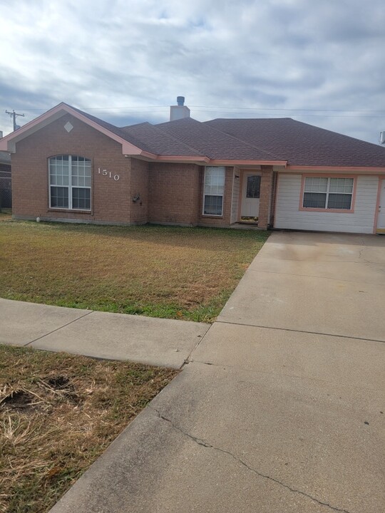 1510 Michele Dr in Killeen, TX - Foto de edificio