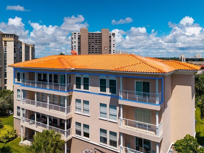 property at 3333 Pasadena Ave S