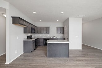 1345 S Normandy Ave in Republic, MO - Building Photo - Building Photo