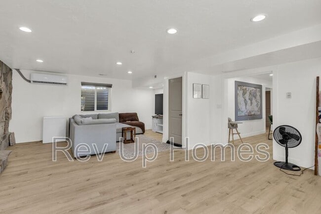 492 E 100 S in Pleasant Grove, UT - Building Photo - Building Photo