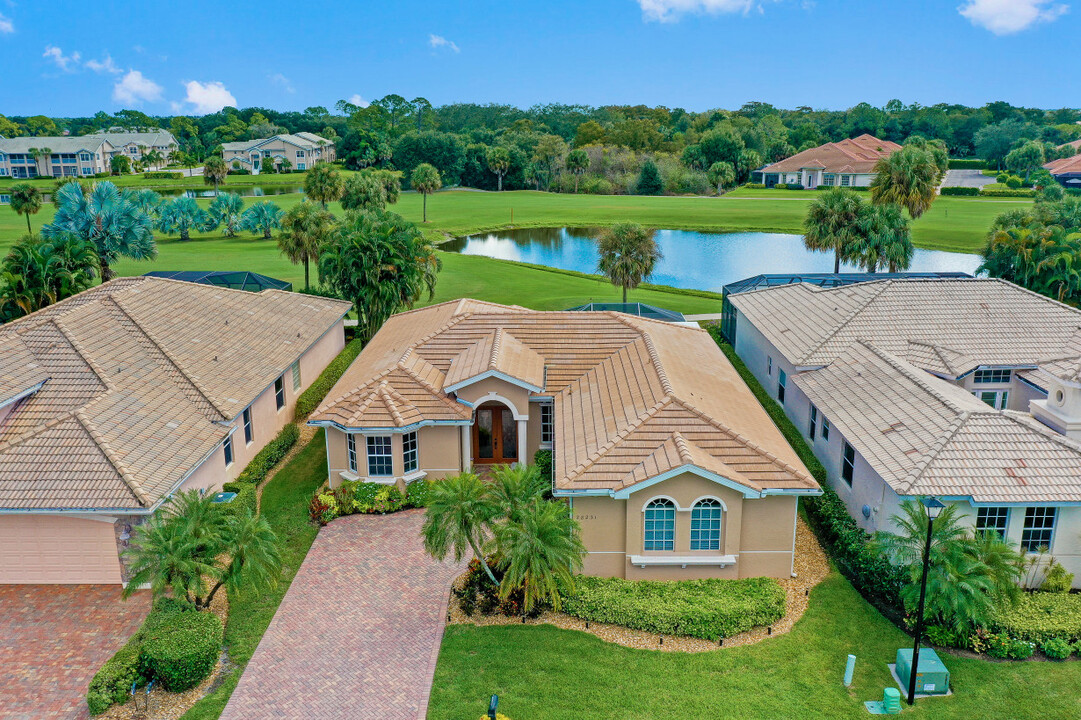 28231 L Burton Fletcher Ct in Bonita Springs, FL - Building Photo