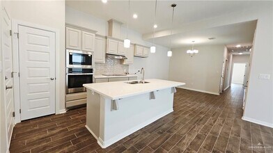 10328 N 13th St in McAllen, TX - Building Photo - Building Photo