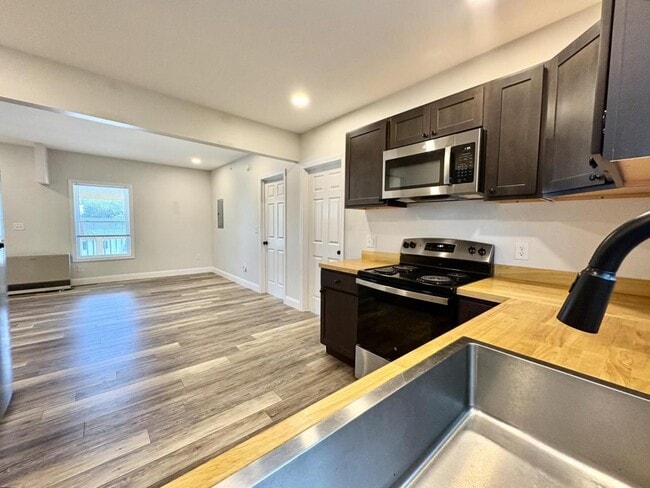 property at 39 High St