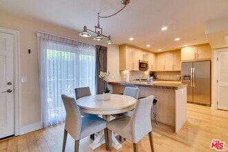 3005 Grand Canal in Los Angeles, CA - Building Photo - Building Photo