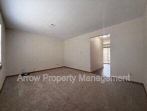 1340 S Jackson St in Junction City, KS - Building Photo - Building Photo