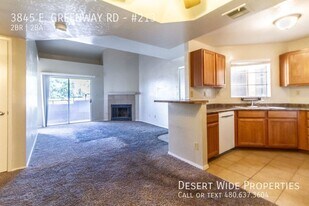 3845 E Greenway Rd in Phoenix, AZ - Building Photo