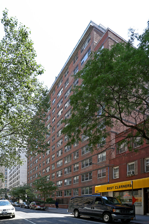 Parker Gramercy in New York, NY - Building Photo