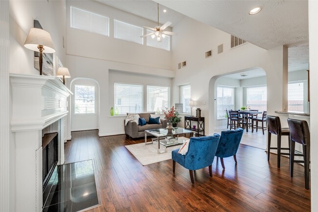 property at 12128 Arroyo Verde Ln