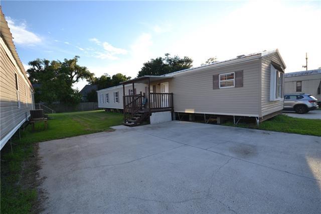 property at 16743 US-90