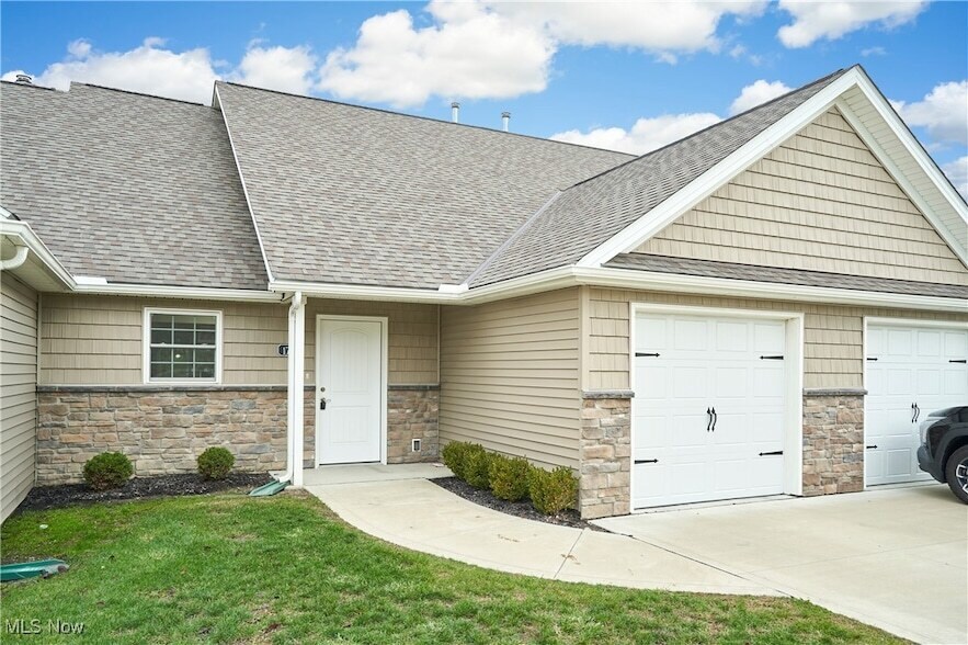 1713 Blase Nemeth Rd in Painesville, OH - Building Photo