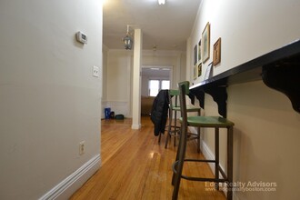 1653 Commonwealth Ave, Unit 1 in Boston, MA - Building Photo - Building Photo