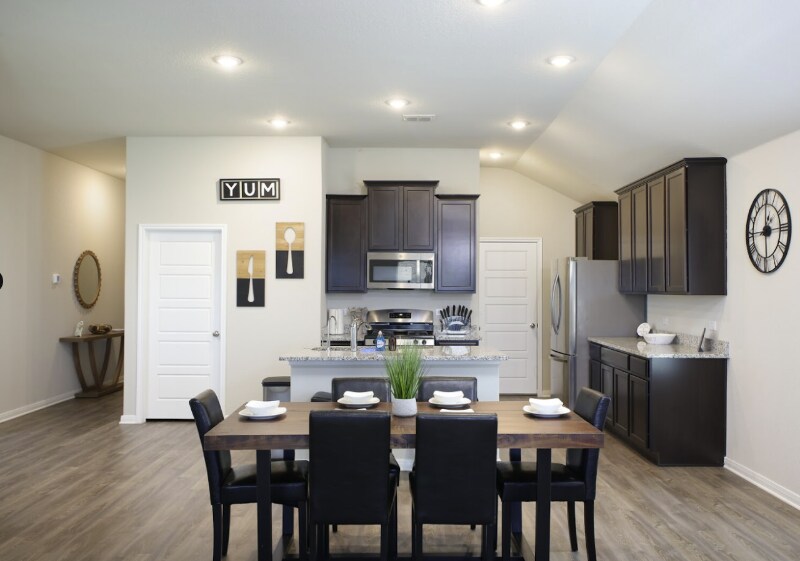 5019 Topaz Bnd in San Antonio, TX - Building Photo