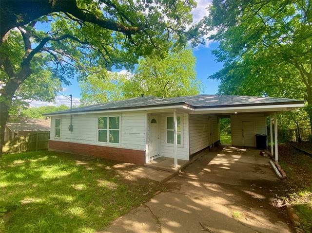 2620 W Washington St in Denison, TX - Building Photo - Building Photo