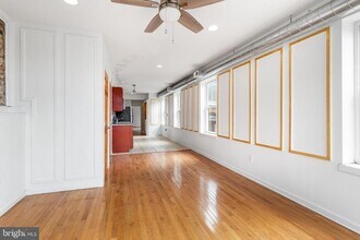 1704 W Girard Ave in Philadelphia, PA - Building Photo - Building Photo