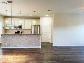 1889 Windmere in Canyon Lake, TX - Building Photo - Building Photo