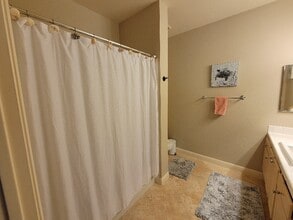 5250 S Rainbow Blvd in Las Vegas, NV - Building Photo - Building Photo