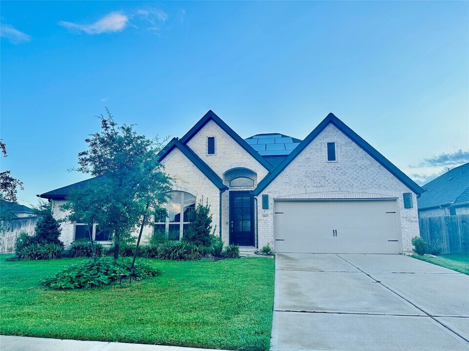 5803 Garnet Peak Ln in Rosenberg, TX - Building Photo