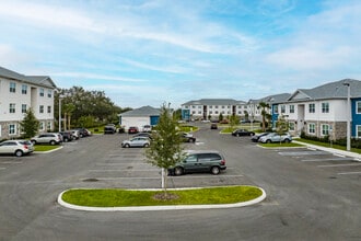 Florence Place in Winter Haven, FL - Foto de edificio - Building Photo