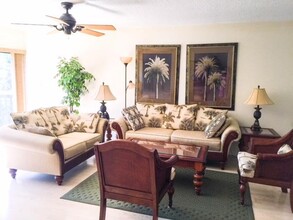 2306 Fairway Dr S in Jupiter, FL - Building Photo - Building Photo