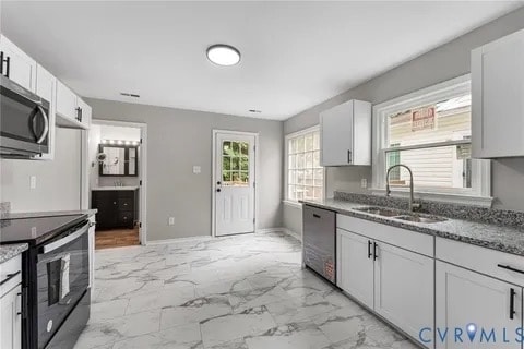 7713 Breaker Point Ct in Chesterfield, VA - Foto de edificio - Building Photo