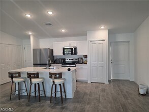 4421 NE 15th Pl in Cape Coral, FL - Building Photo - Building Photo