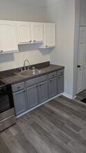 1538 S Dover St in Philadelphia, PA - Building Photo - Building Photo