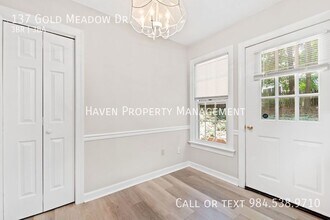 137 Gold Meadow Dr in Cary, NC - Building Photo - Building Photo