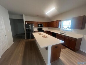 212 Fairbrook Dr in New Market, AL - Building Photo - Building Photo