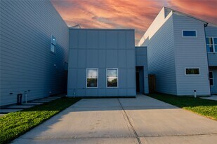 2830 Mansfield St in Houston, TX - Building Photo