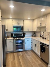 24237 Lema Dr in Santa Clarita, CA - Building Photo - Building Photo