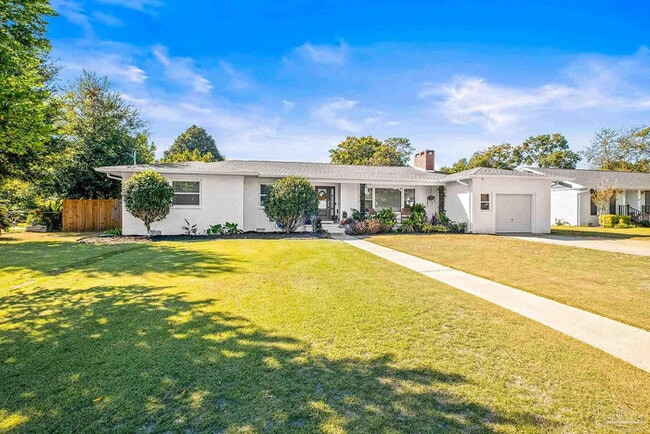 319 Gamarra Rd in Pensacola, FL - Building Photo - Building Photo