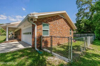 4763 Tunis St in Jacksonville, FL - Building Photo - Building Photo