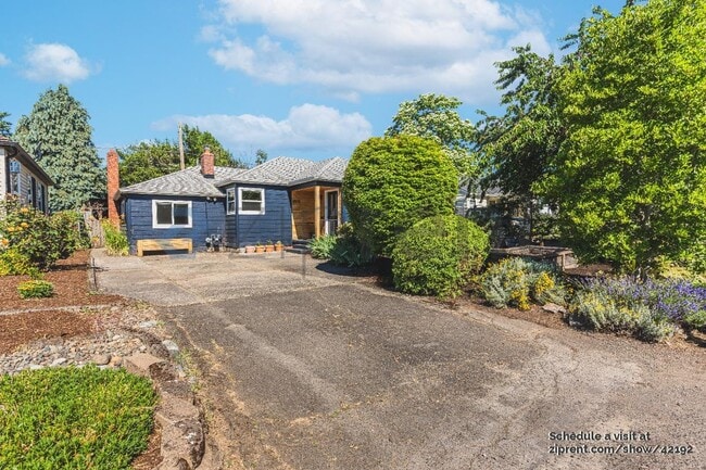 property at 4915 NE 78th Ave
