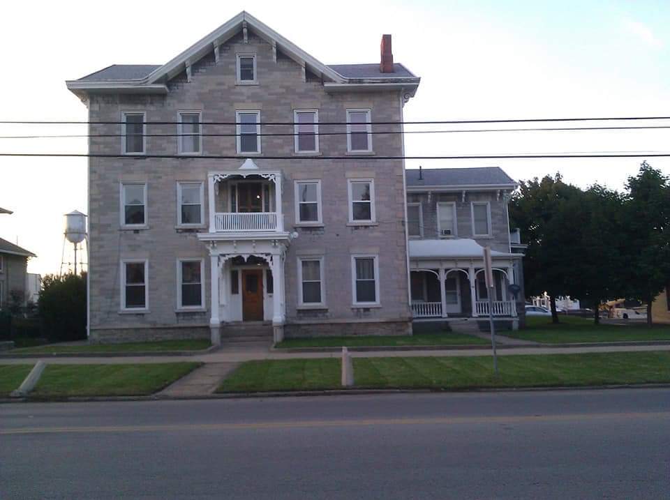 515 W Washington St in Sandusky, OH - Building Photo