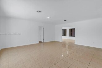 4210 SW 20th St in Fort Lauderdale, FL - Building Photo - Building Photo