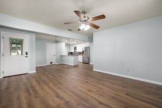 2304 Lathan Ln in Taylor, TX - Building Photo - Building Photo