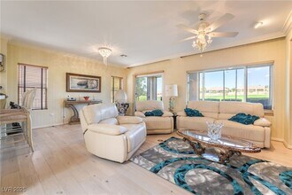 2706 Grand Forks Rd in Henderson, NV - Building Photo - Building Photo