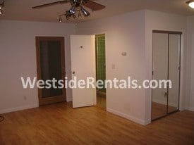 206 28th St, Unit 1 in Hermosa Beach, CA - Building Photo