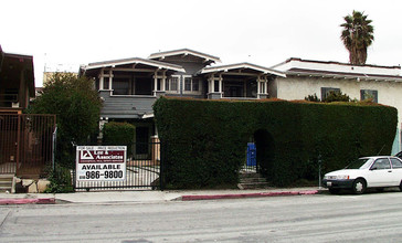 1546 Cassil Pl in Los Angeles, CA - Building Photo - Building Photo