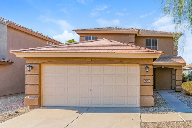 property at 1119 E Poncho Ln