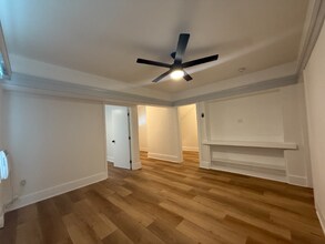 715 Pacific Ave, Unit B-208 in Long Beach, CA - Building Photo - Building Photo