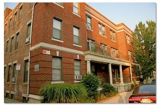 Quint Avenue Apartments in Allston, MA - Building Photo - Building Photo