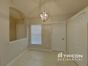 335 Heritage Estates Ln in DeLand, FL - Building Photo - Building Photo