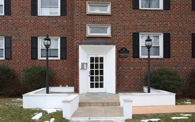18 Sherman St in Hartford, CT - Foto de edificio - Building Photo