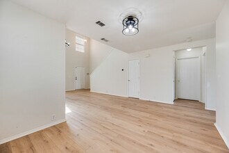 4313 Hawk Ln in Sherman, TX - Building Photo - Building Photo