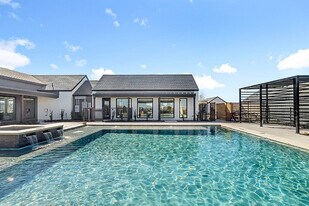 Greenway Village at the Link in Frisco, TX - Building Photo